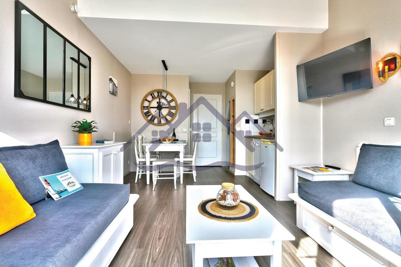 Au Guilvinec Seaside Retreat: Ocean Views, Pool & Garden Oasis Apartment Exterior photo